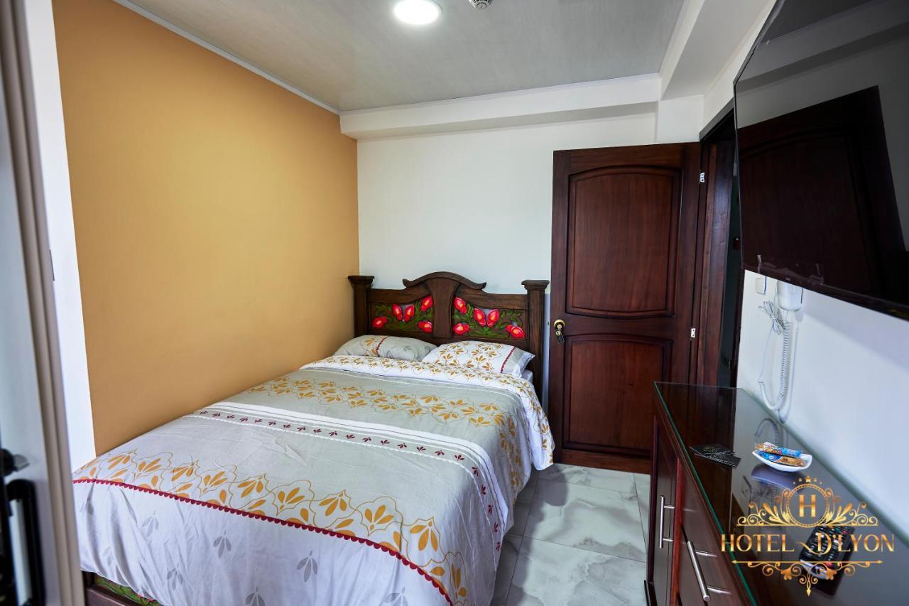 Hôtel d’lyon Santa Rosa de Cabal Extérieur photo
